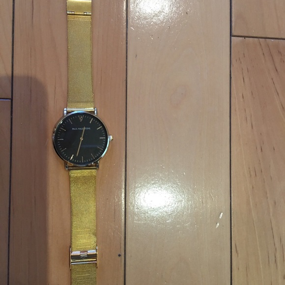 Beautiful gold on black watch🔥🍒 - Picture 8 of 8